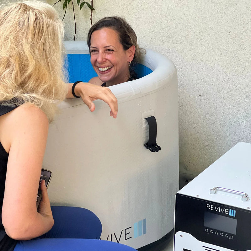 Load image into Gallery viewer, Revive Plunge Inflatable Tub