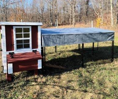 Load image into Gallery viewer, OverEZ Small Chicken Coop - Up to 5 Chickens