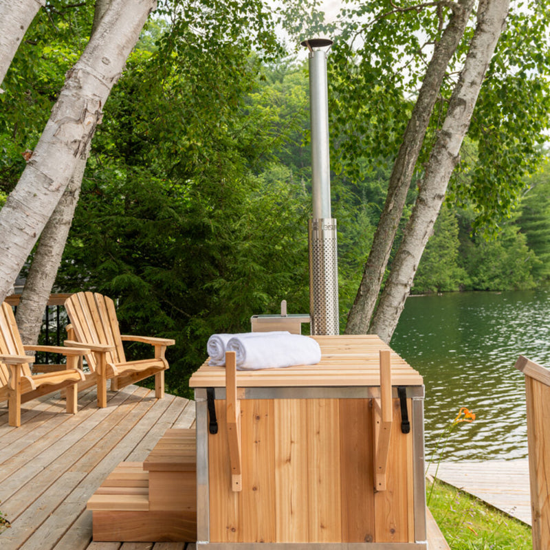Load image into Gallery viewer, SAUNA EVOLUTION® Outdoor Red Cedar Wooden Hot Tub
