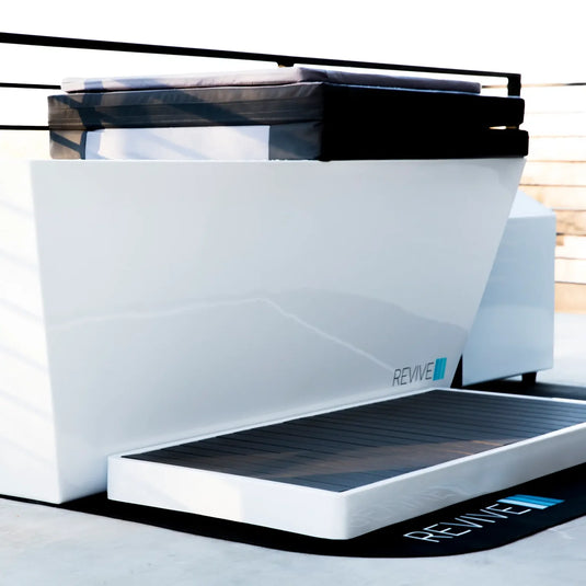 Revive Plunge Acrylic Plunge & Chiller