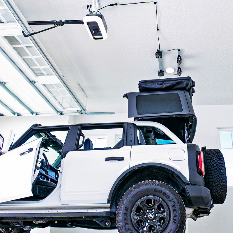 Load image into Gallery viewer, Bronco Hard Top Automotive Lifter - SmarterHome
