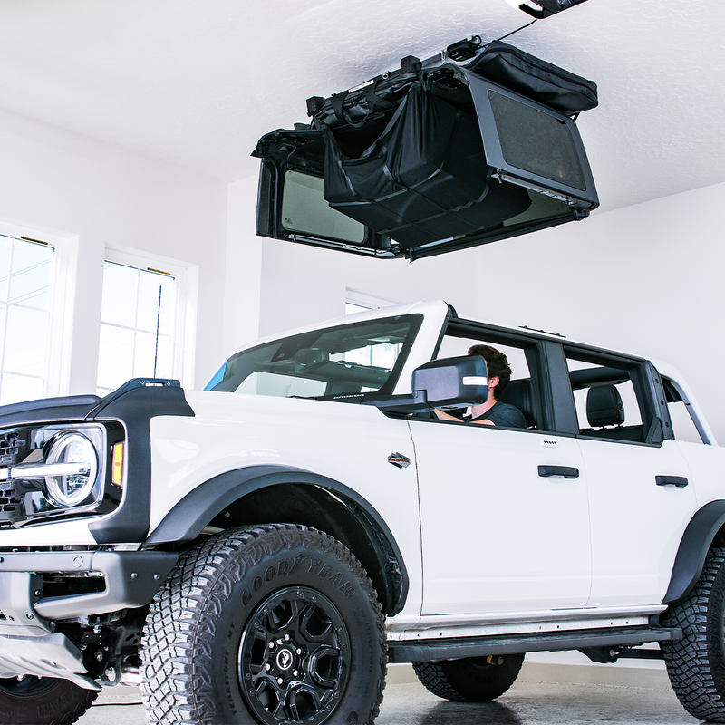 Load image into Gallery viewer, Bronco Hard Top Automotive Lifter - SmarterHome
