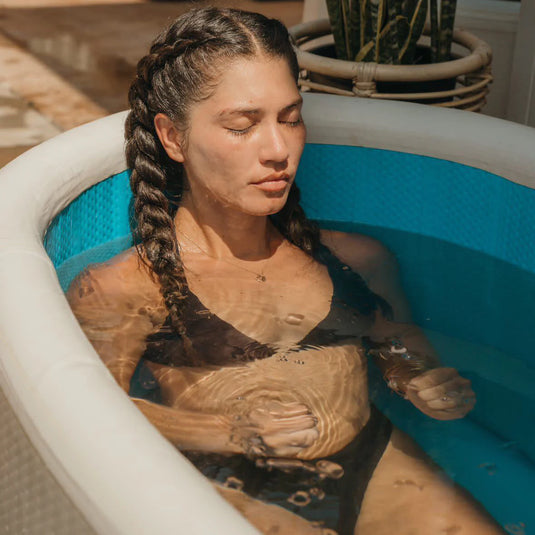 Revive Plunge Inflatable Tub